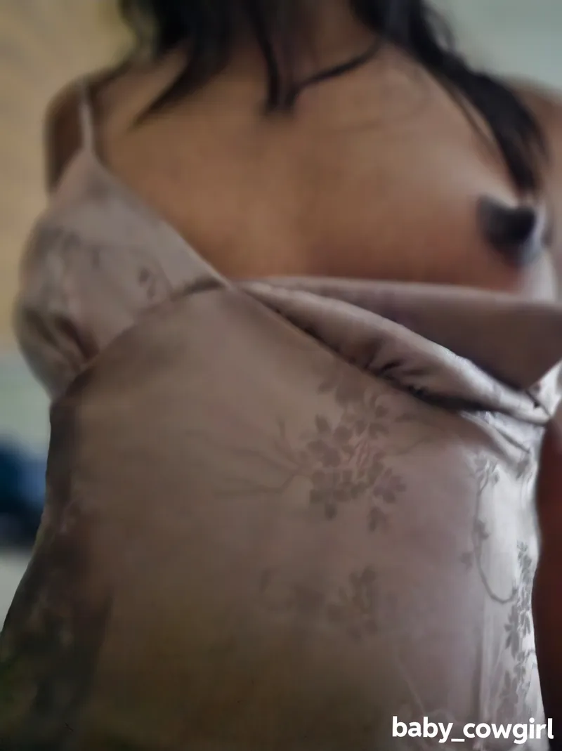 Thumbnail baby_cowgirl's [F]blurred Mystery | PHgonewild Intrigue