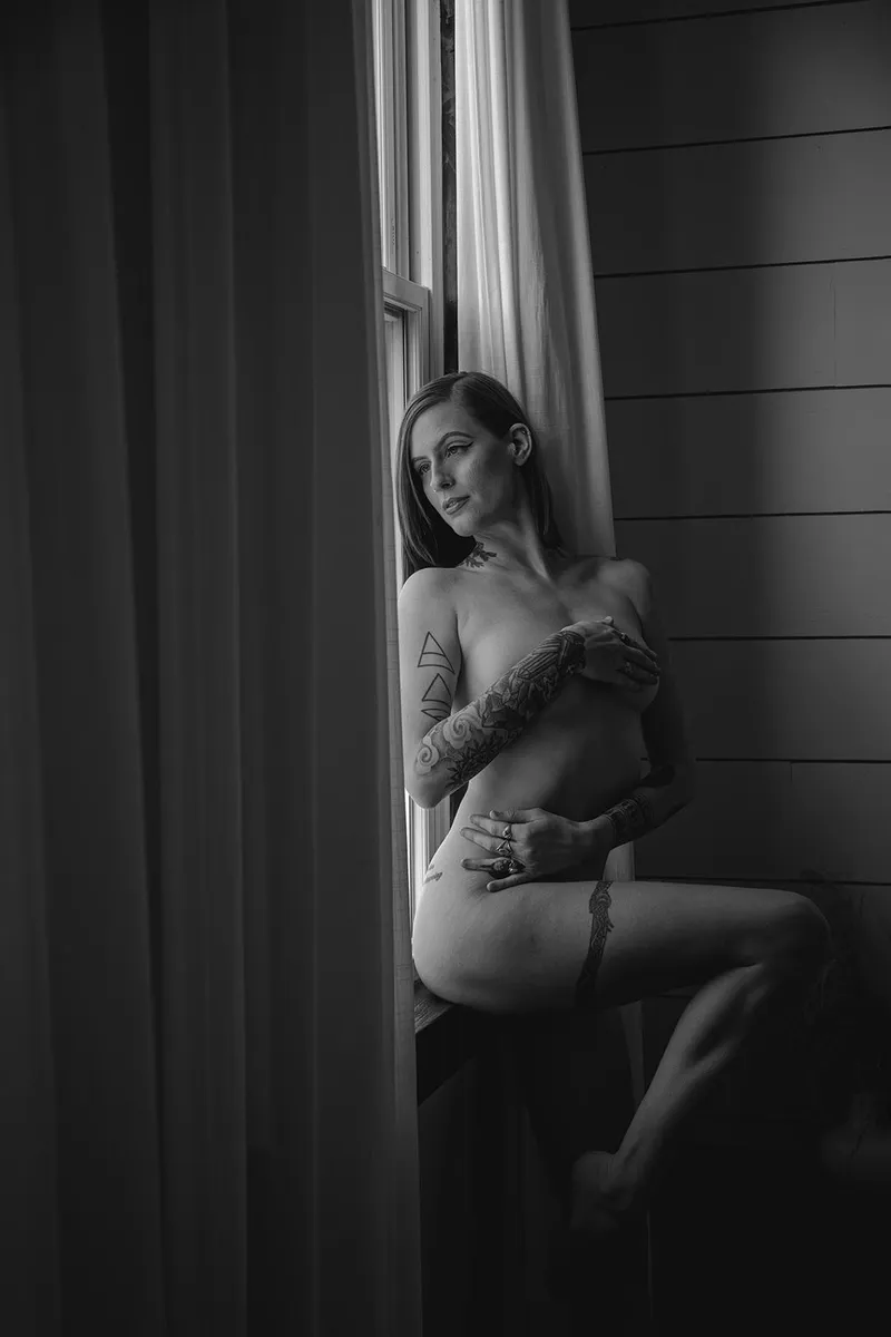 Thumbnail Window Light Beauty | Imagemaker723 | LaBeauteFeminine Photography