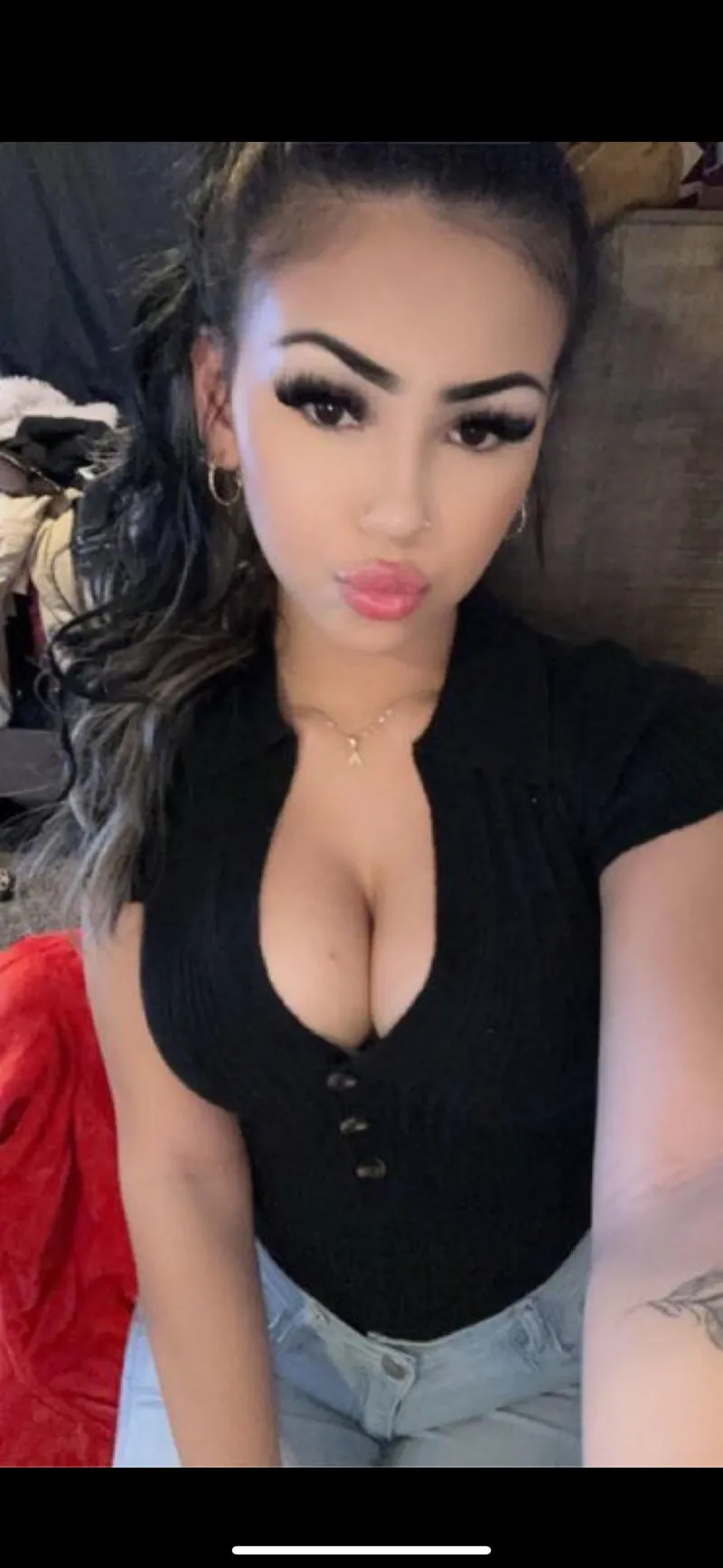 Thumbnail Unveiling Secrets: Ryan17819's Revealing Submission | SauceforNSFWads