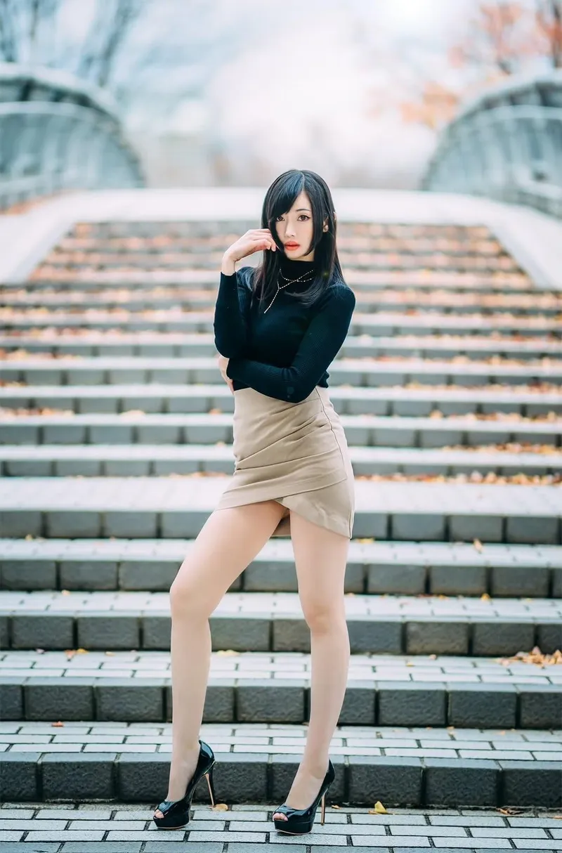 Thumbnail Discover Ayaka Miyake's Graceful Beauty - Independent_Beyond53