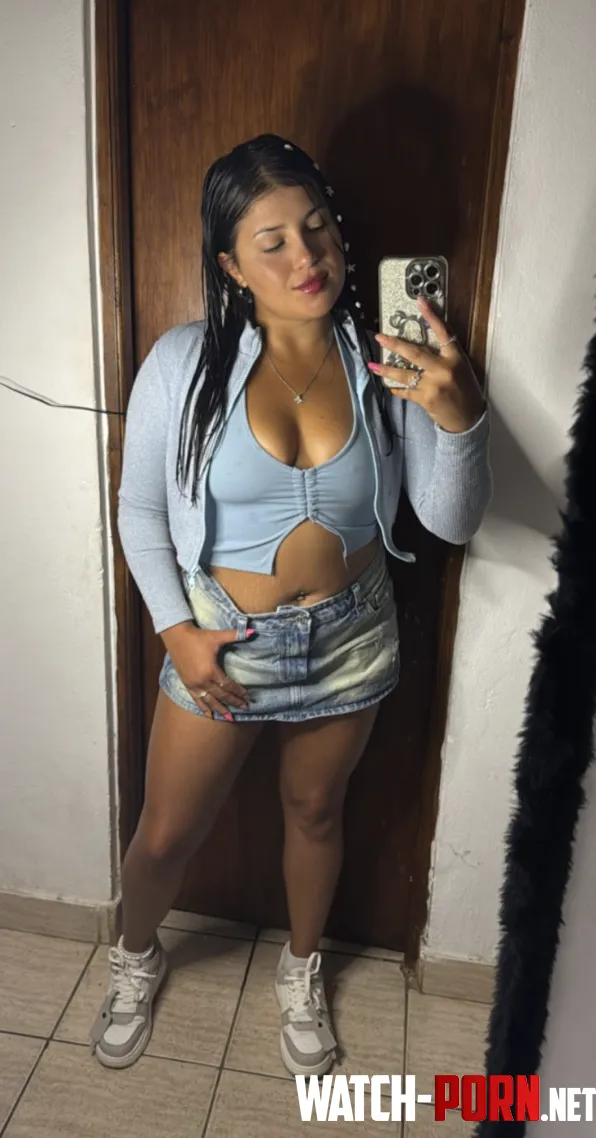 looking cute in this tight skirt by SeductiveRuby_