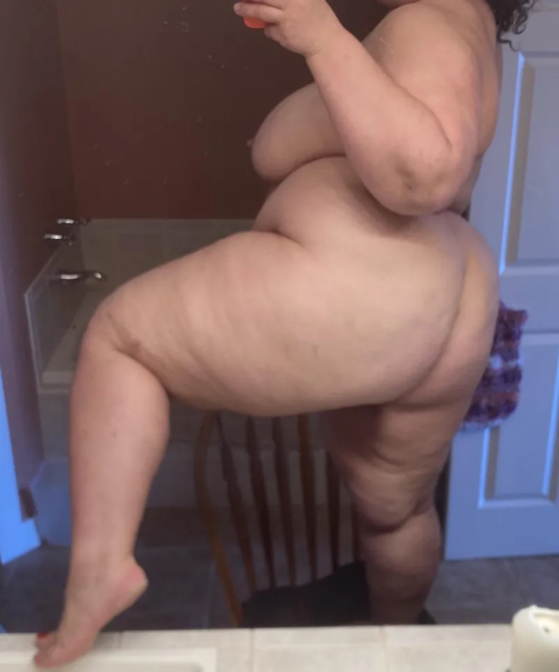 Thumbnail Responsible_Zone80: A Chubby Conversation: Hi, how are you?