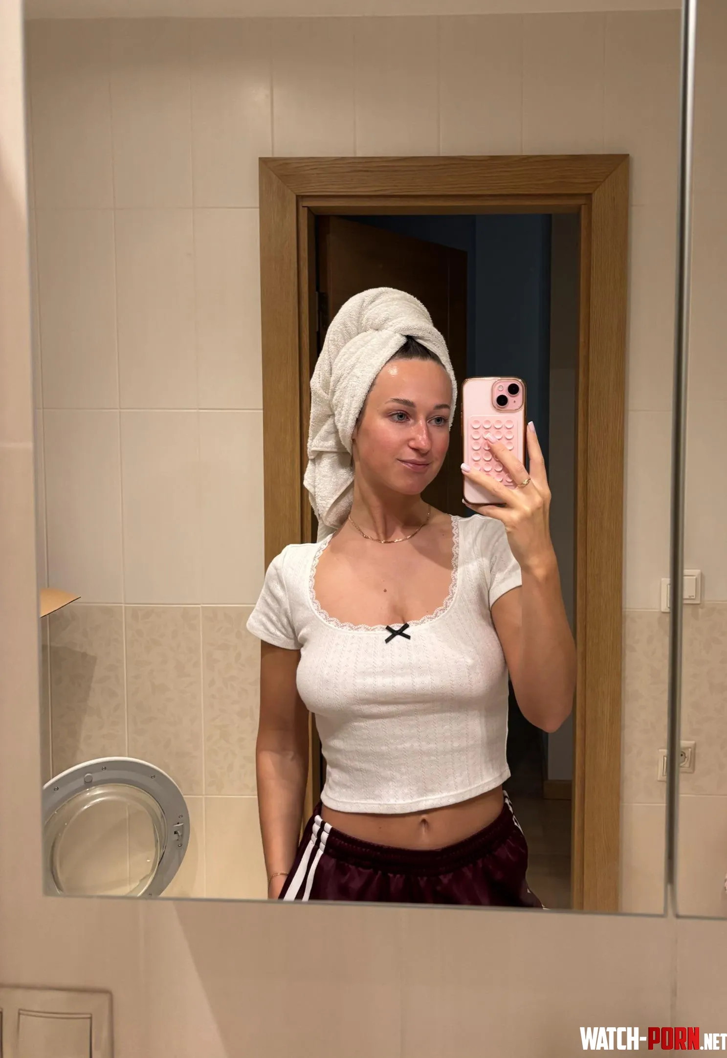 Fresh and clean to start day! by TheEmilyXrose