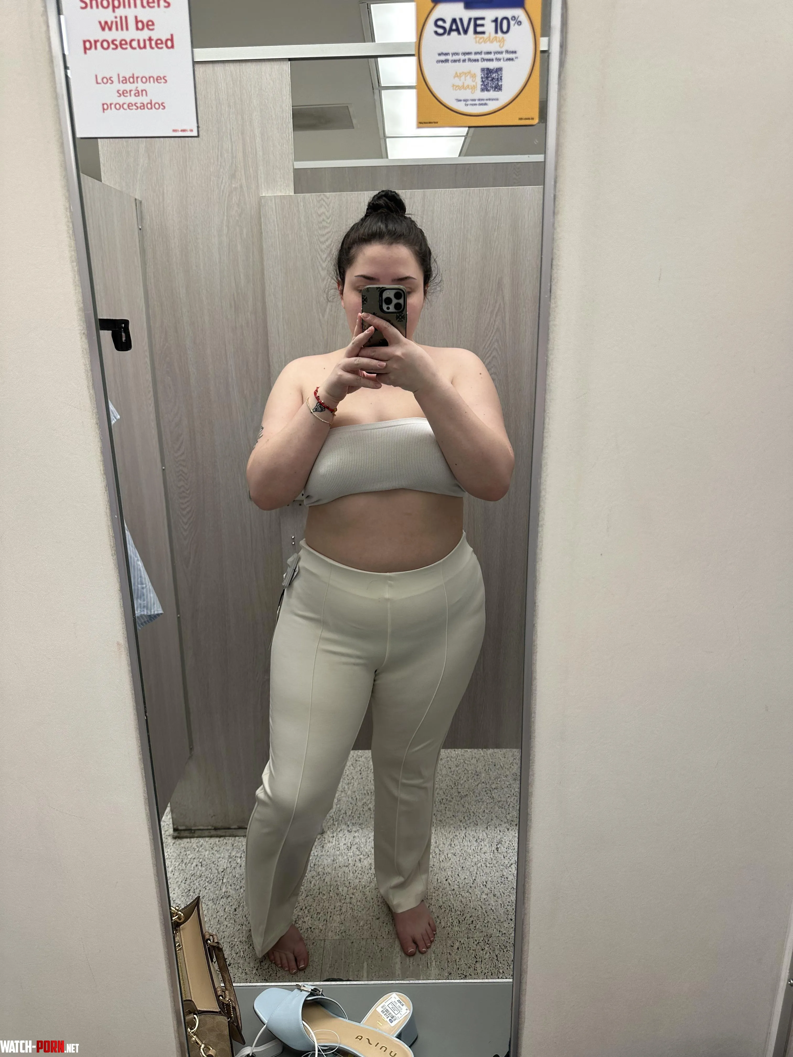 I’m not a snac but a whole meal 😜 by curvychloe1