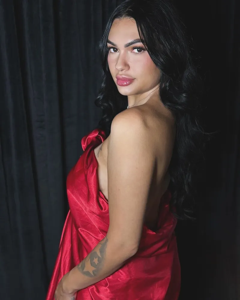 Thumbnail @jimisaaa Come Find Me: A Seductive Invitation on Instagram