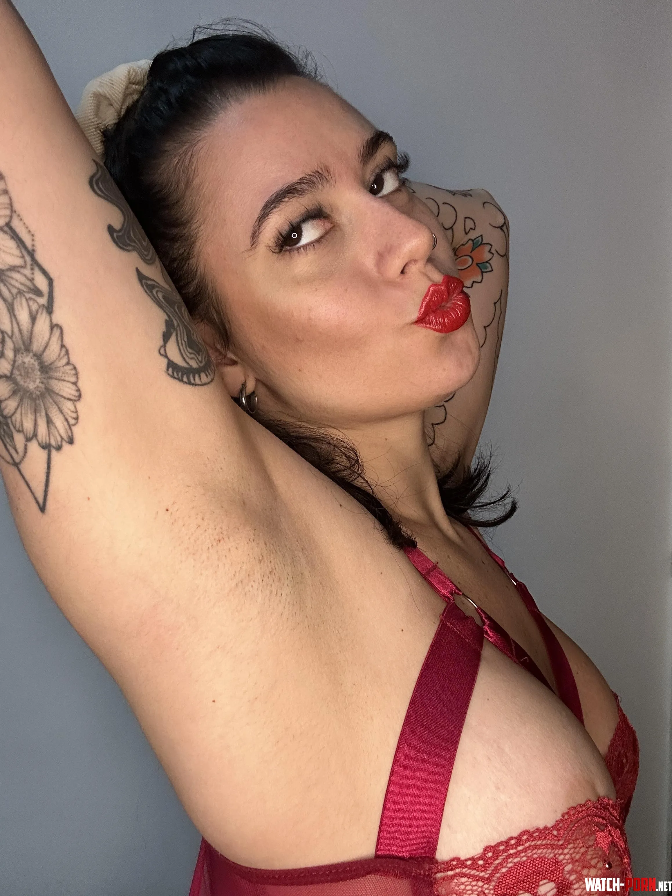 smoothed out for u to lick by xEzracubix