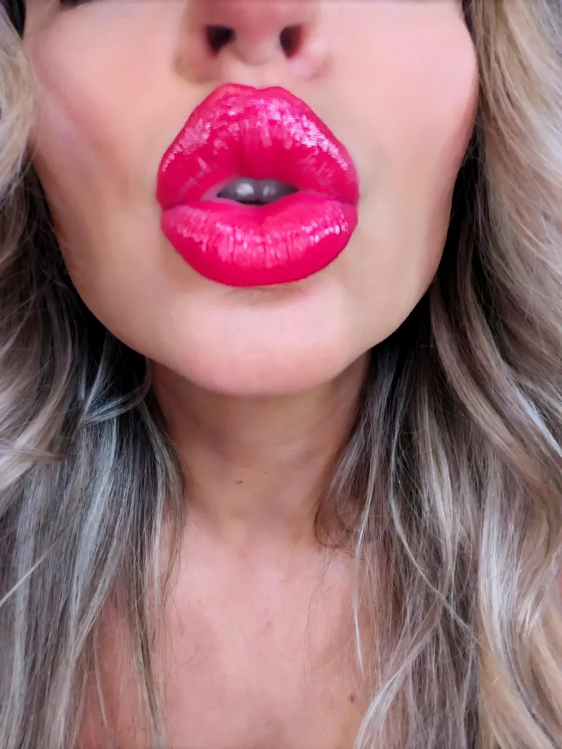 Thumbnail New Lipstick Alert: A Pouting Transformation | JessieLouJaxxxon | Pouting