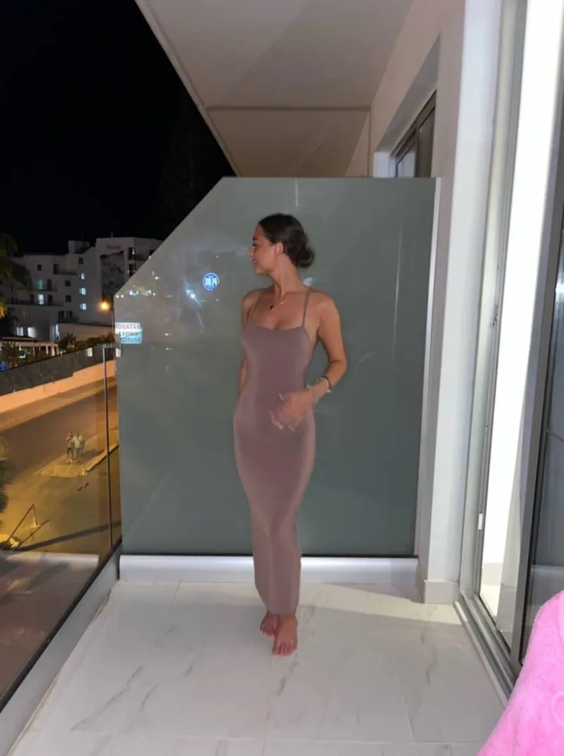 Thumbnail Exploring Tight Dresses: Unveiling More Tightness by Livid-Point6713