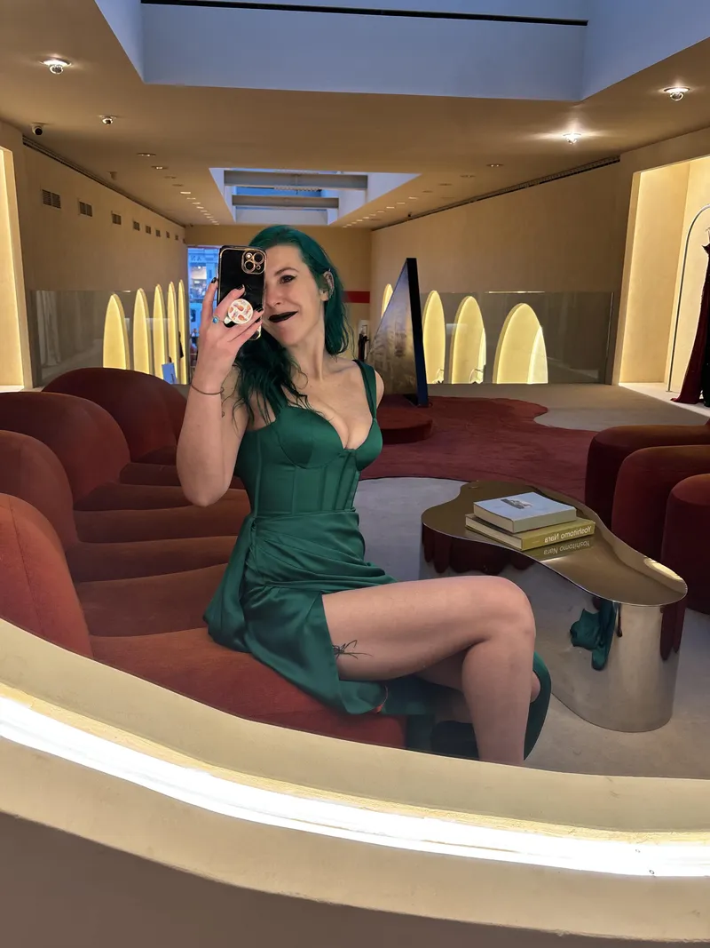 Thumbnail Explore the World of sirenskiss3: InstagramHotties Unveiled