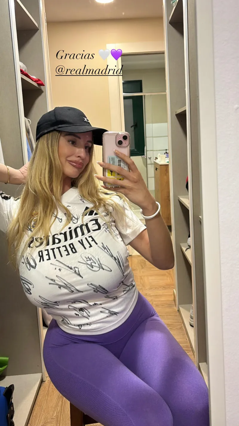 Thumbnail I Am a Lucky Girl 🤍 | PaoPao-4798 | 2busty2hide