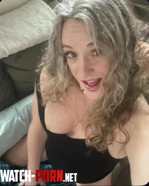 Happy pretty titty Tuesday! Looking for big strong muscular males and beautiful cute trans. Dm by candicrush69
