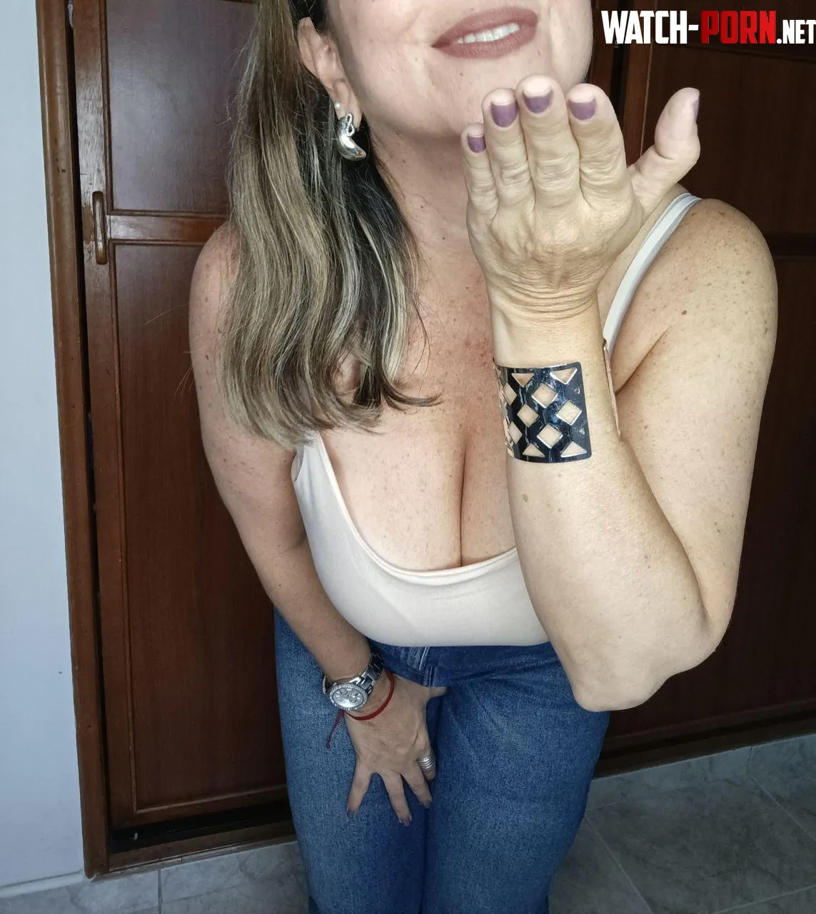 50yo Gilf has a lot of love to give by Sarah_Diaz