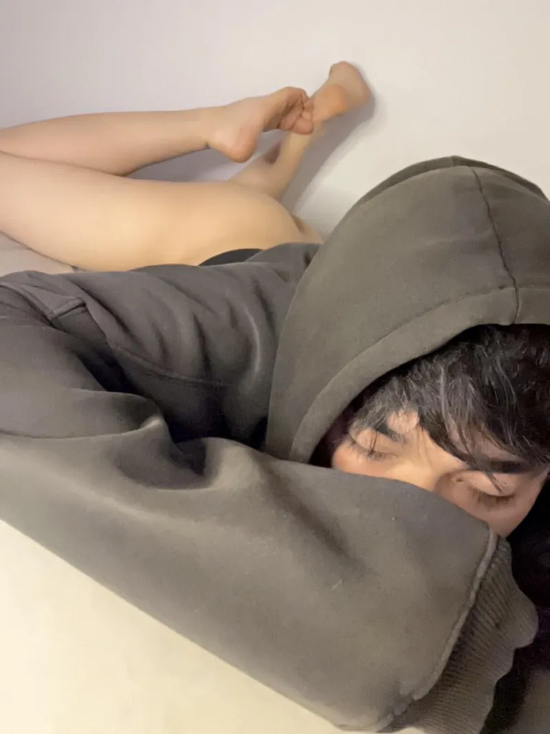 Thumbnail Mikupaw's Cozy Moment in Asiansissification World