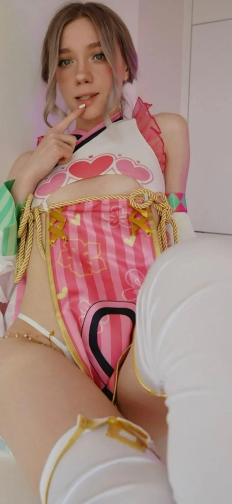 Thumbnail ShyVelvetRose: Innocent Blonde Charms in Japanese Outfit | Blonde