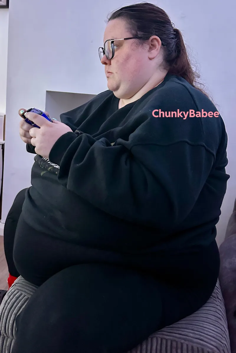 Thumbnail Bold and Beautiful: Discover xChunkyBabee's Stylish Look | Stuffers