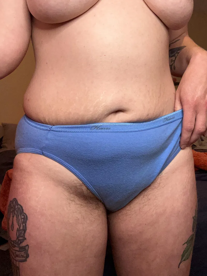 Thumbnail Celebrating Imperfections with Curly_Girly69 | HairyWomenAreSexy