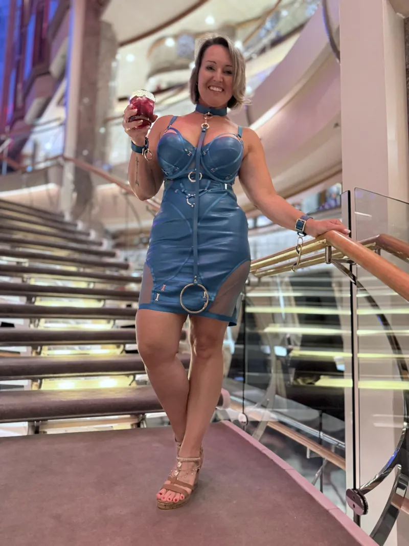 Thumbnail Cruises & Tight Dresses: A Perfect Match | Mrs_Cora_Cox