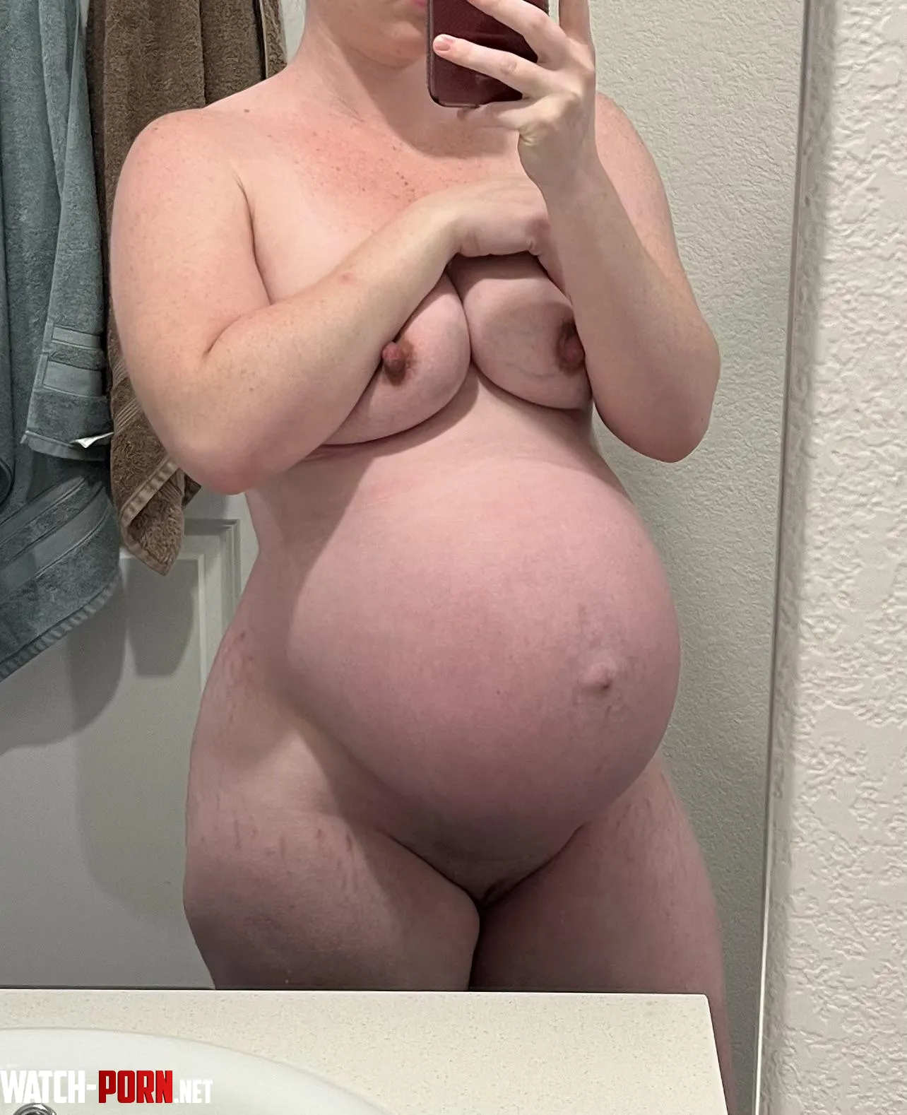 Should I shave for labor or keep a bush? by BespokeWhore