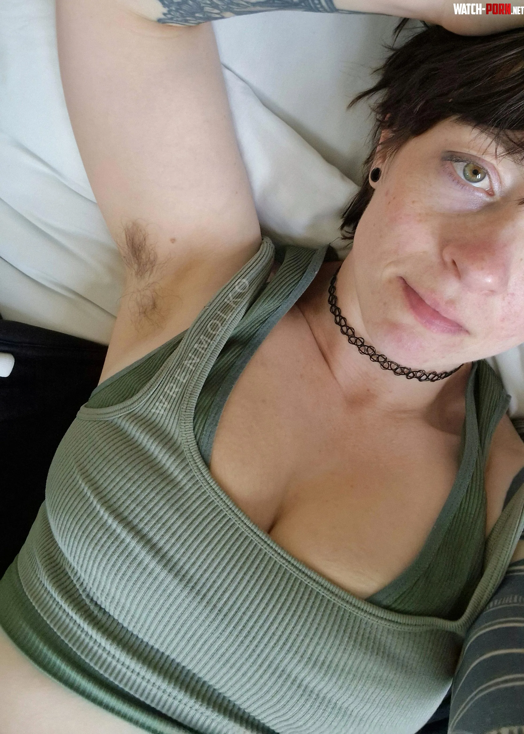 Hairy armpits to match my bush by mistermissus86