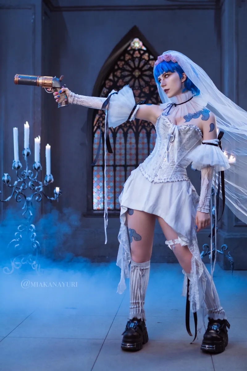 Thumbnail Mesmerizing Cosplay: Delving into Powder by Miakanayuri