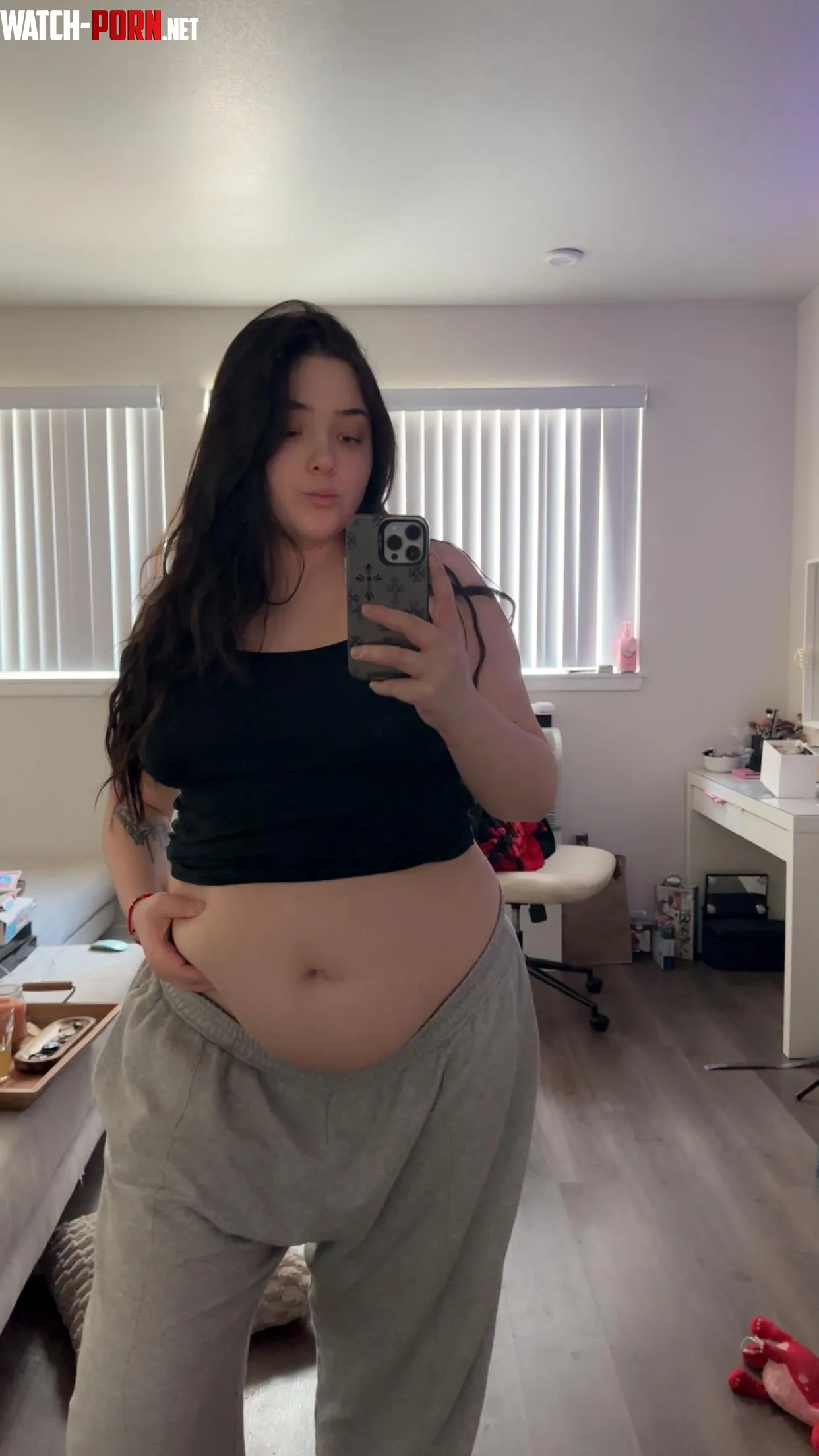 So full, my belly is hanging 😜 by curvychloe1