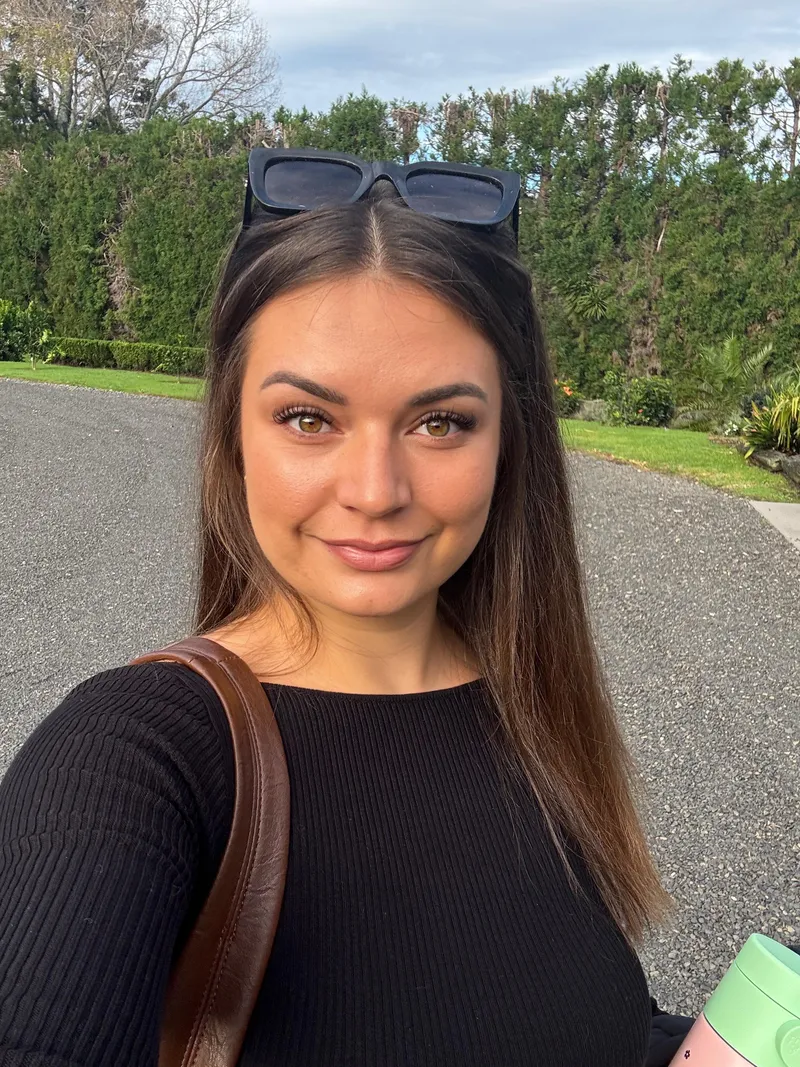 Thumbnail Stacie-summers’ Quick Selfie - A Teaser Before Heading Out for the Day 🙃