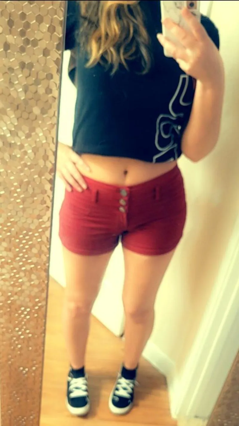 Thumbnail Quick Tummy Outfit - MisalignedMelody's Selfie | Croptops