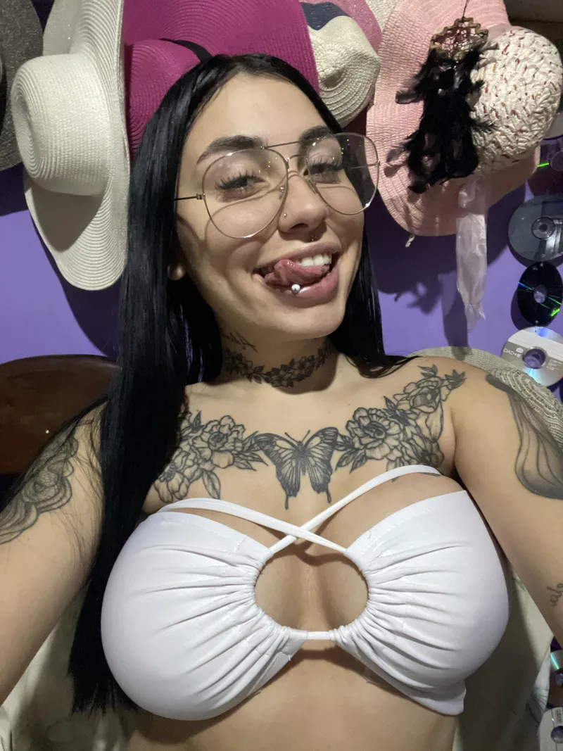 Thumbnail Favorite Pick: The Crop Top Bliss | Haunting-Ask-6268 CropTopGirls