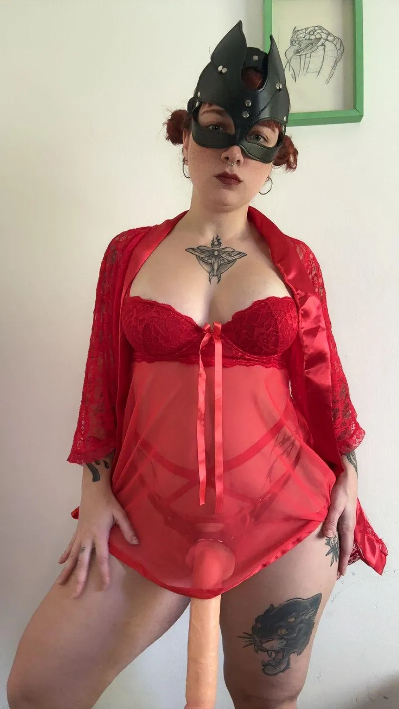 Thumbnail queenscorpiaa: Transforming First Dates with Girl Cock Fun | girlswearingstrapons
