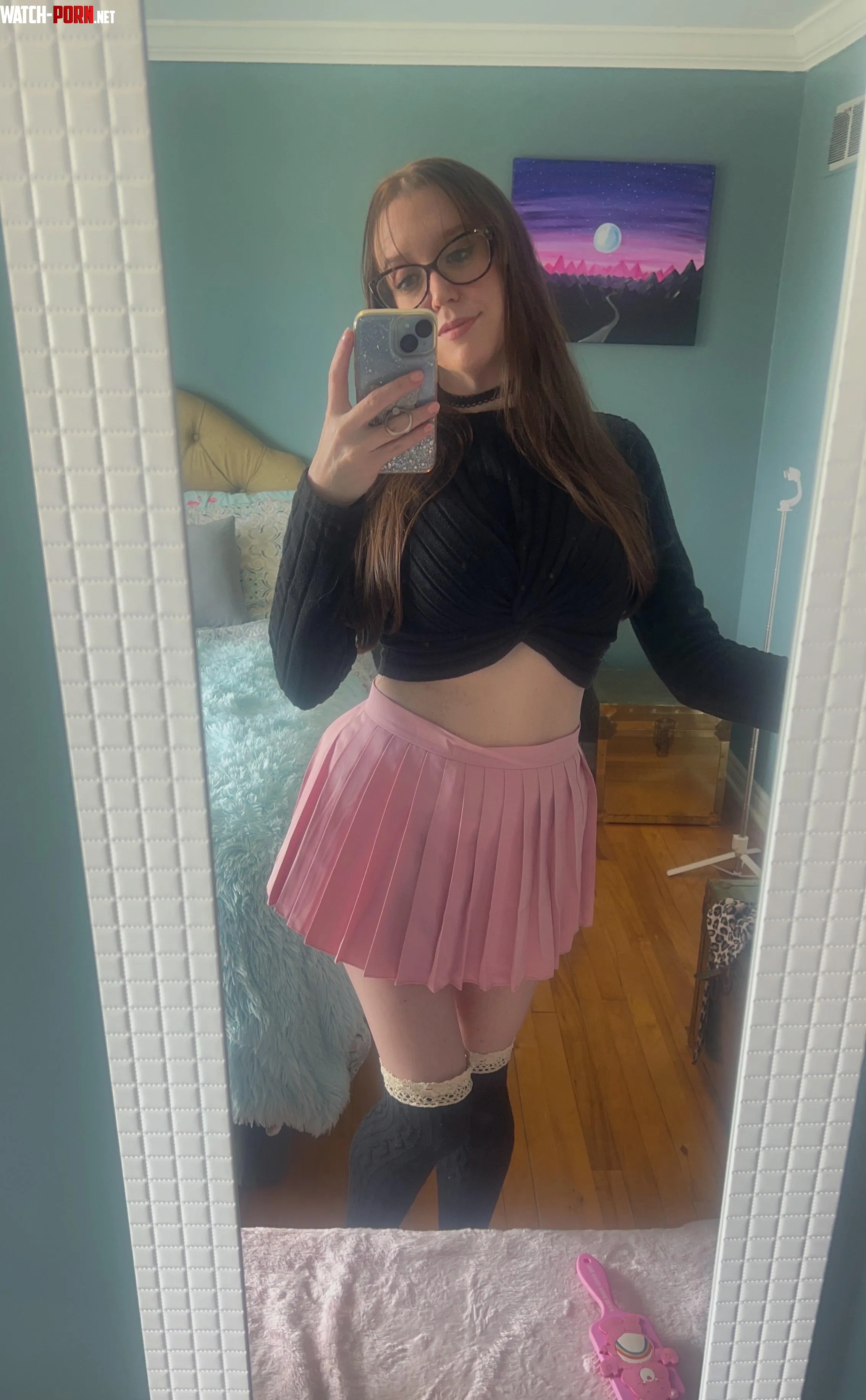 Brown hair and thigh highs by vpearlsxxx