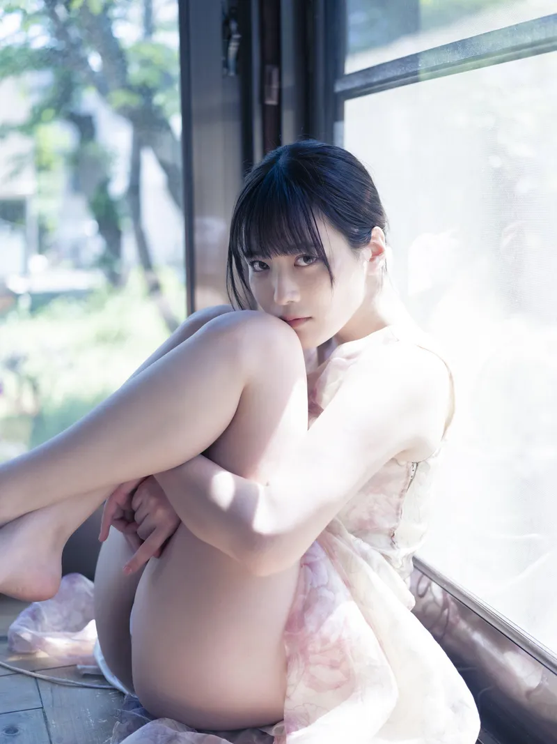 Thumbnail Unveiling Shinonome Umi's Sensual Gravure Collection by SignalNegative8735