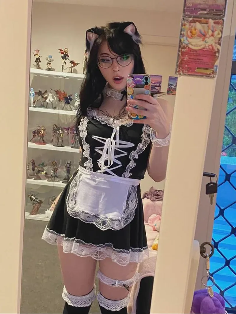 Thumbnail Seeking Adoration: xvampgutz's Desire for Praise
