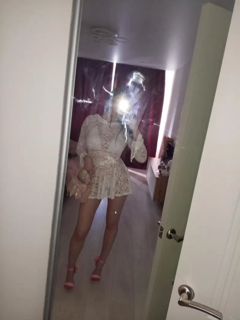 Thumbnail A New Favorite Ensemble: ElenChertovskaya Flashes a Winning Look