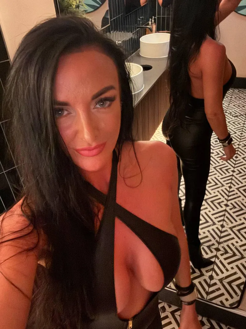 Thumbnail Individual_Seesaw103: Hump Day! - LadiesInLeather Category
