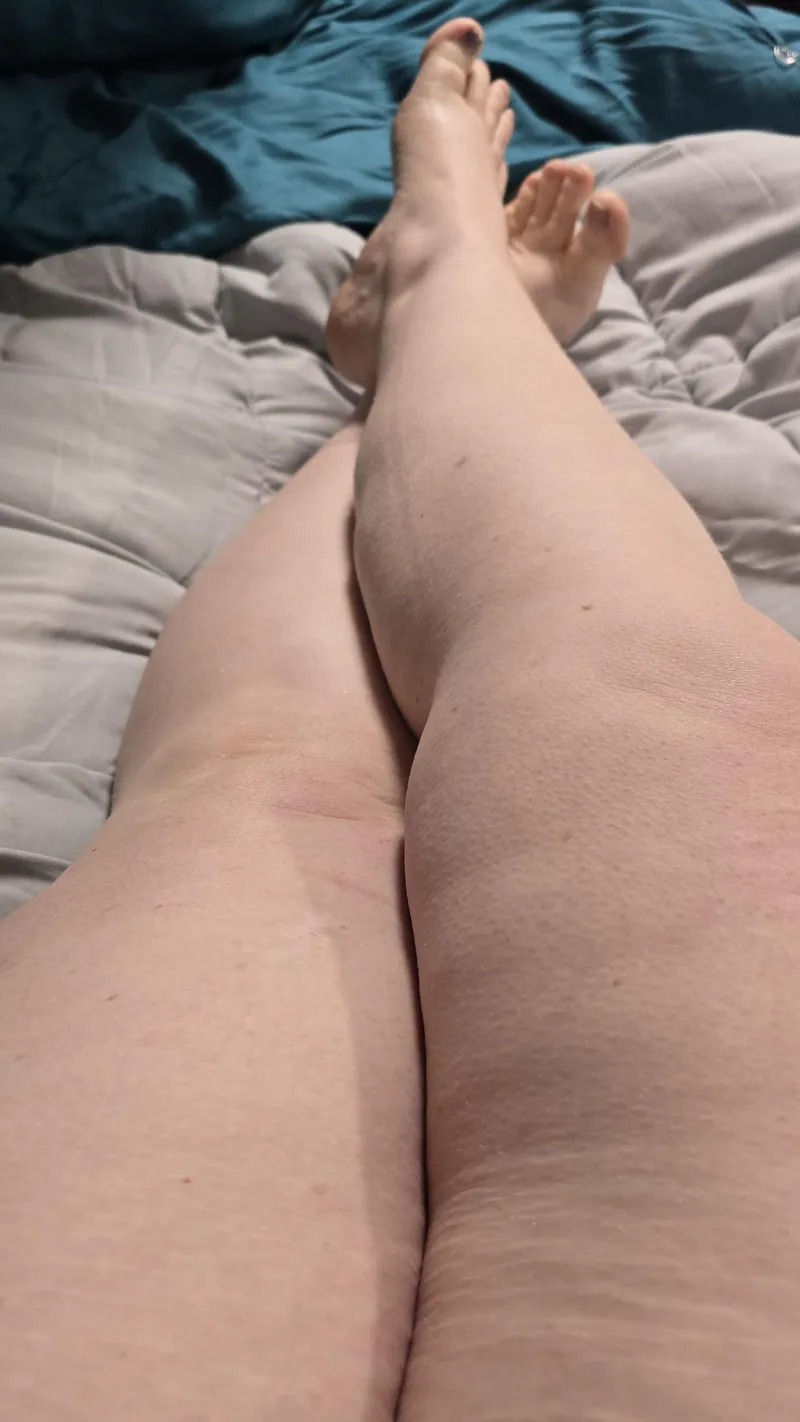 Thumbnail Productive Fantasies: StacySTease's Thigh-Themed Insights