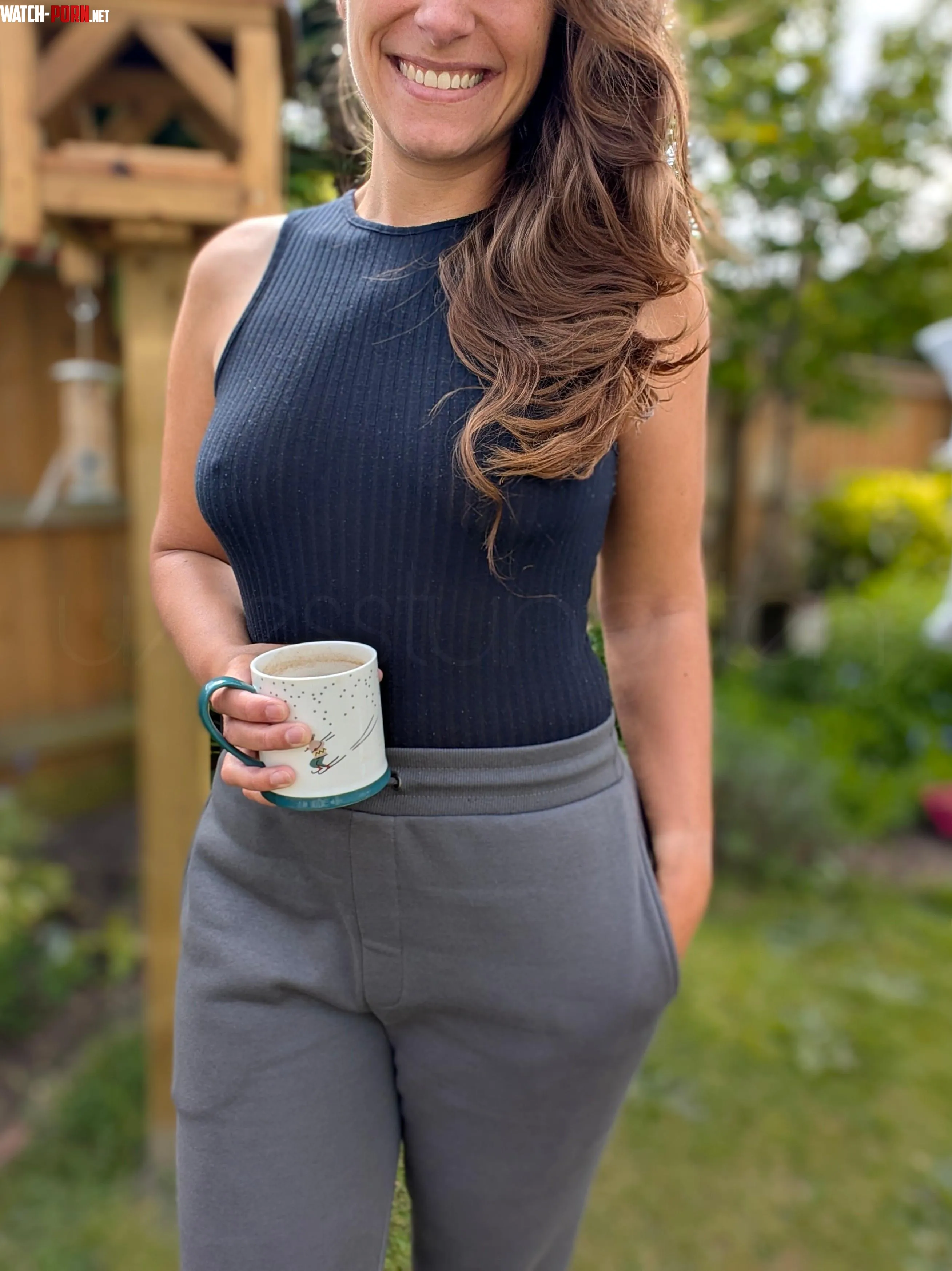 Braless curves by JessTungsten