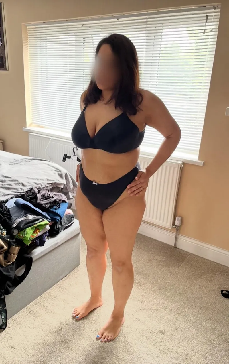 Thumbnail BIllybobb9's WifeWantstoPlay: My Wife Getting Ready