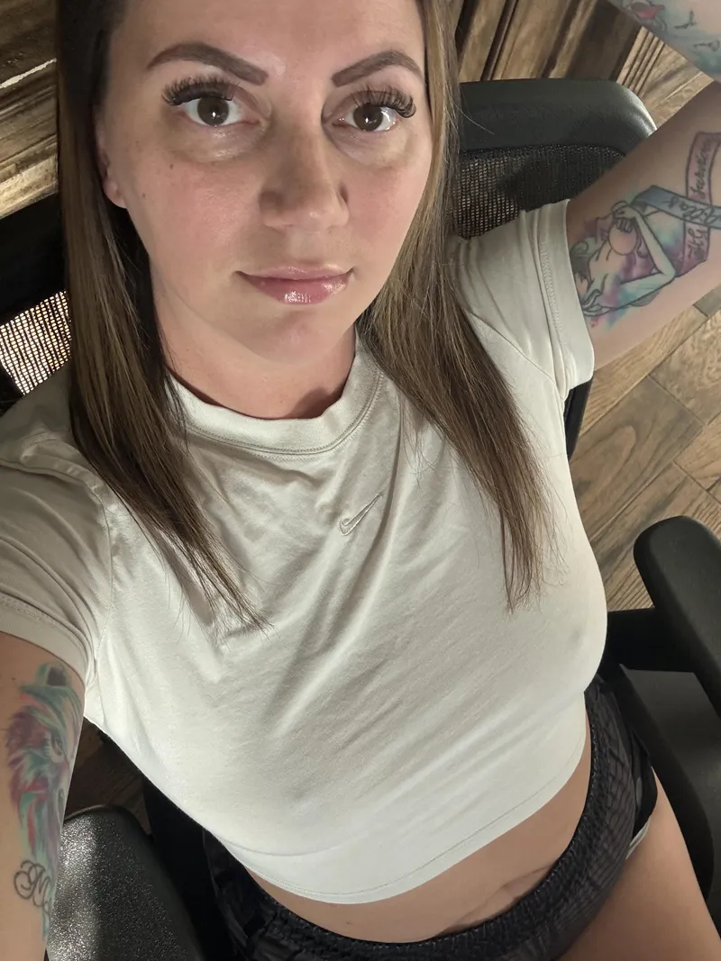 Thumbnail Finding Fulfillment: momentswithCatherine's Pursuit in OnlyFans101