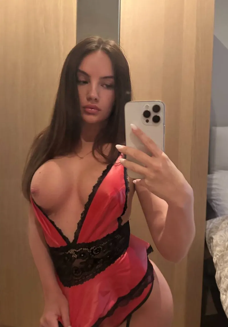 Thumbnail Dinfavvoslut - Vart Siktar Du På Bröst eller Läppar? 😉