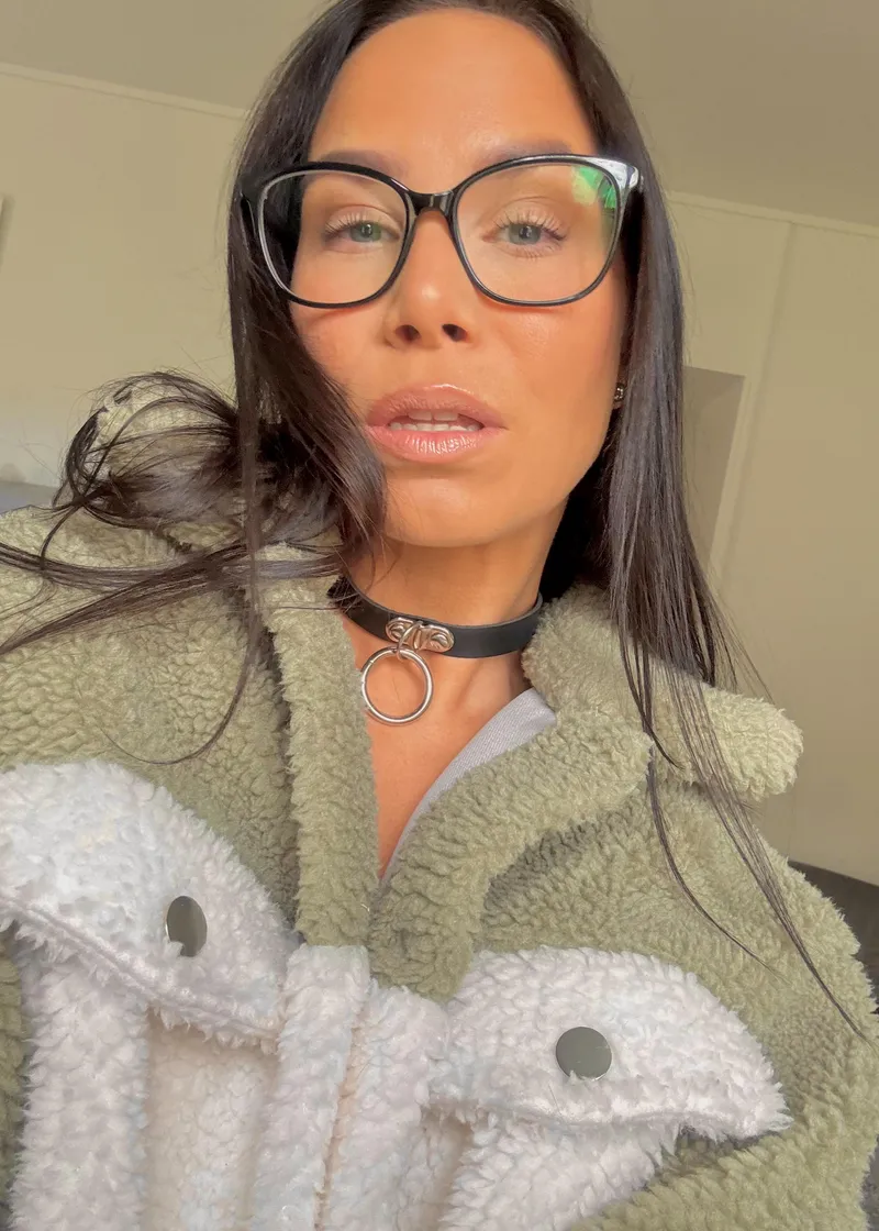 Thumbnail Sätt Koppel på Mig: A Bold Statement by missgoddess100