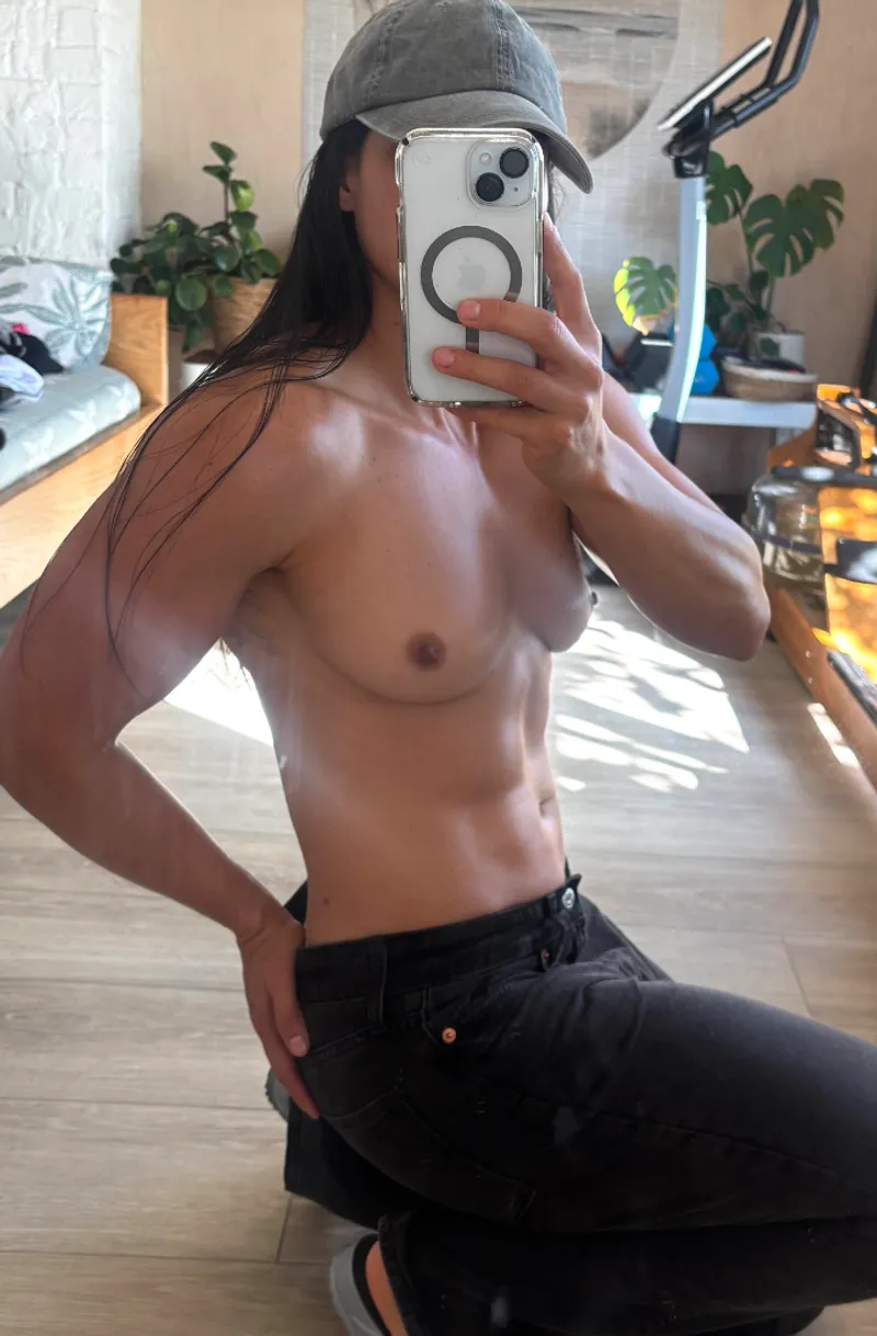 Thumbnail AryFit's Secret Revealed: What's Under My Shirt NSFW_Hardbodies