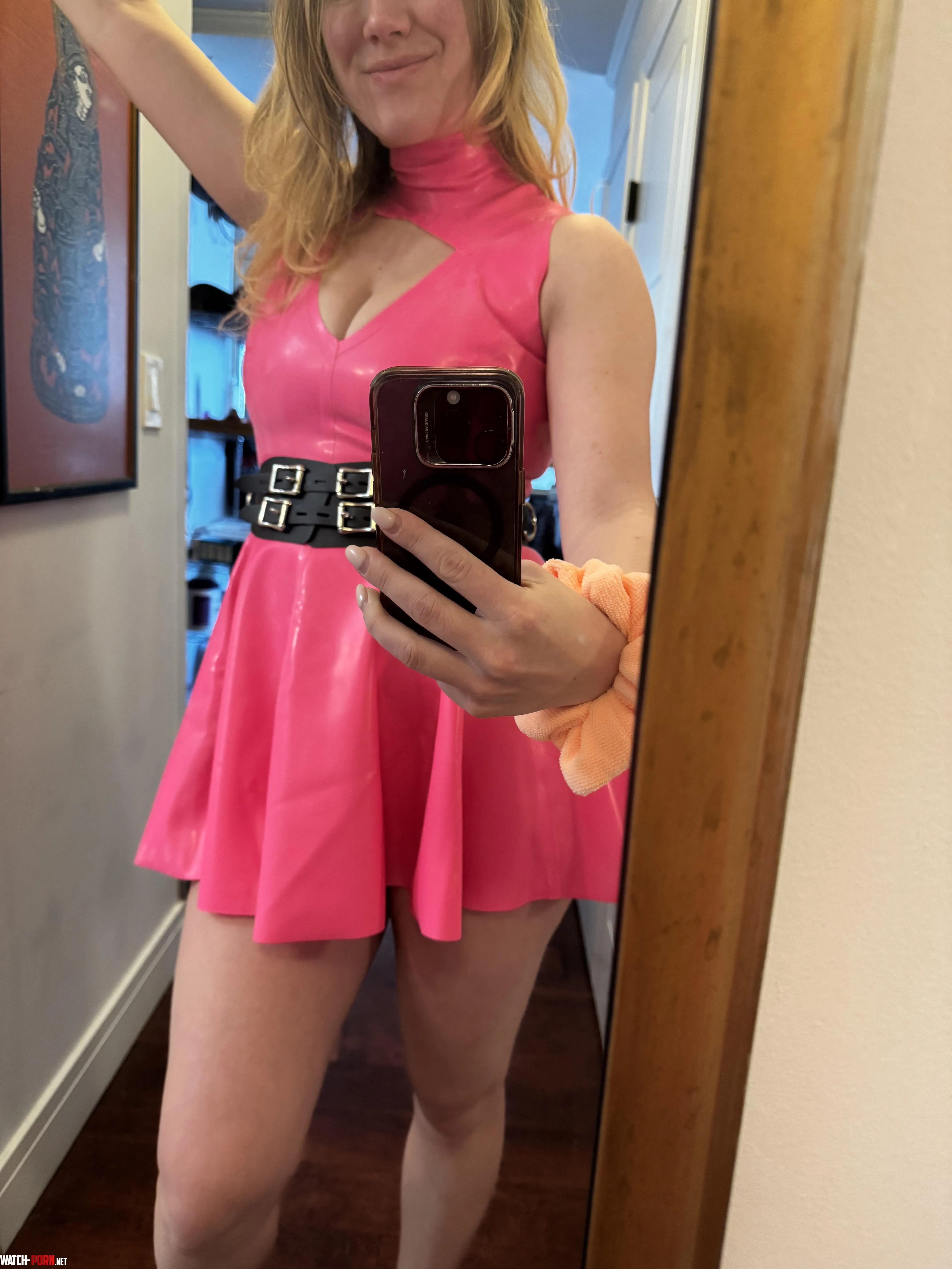 Should I get a white corset belt instead? by AccomplishedCandy775