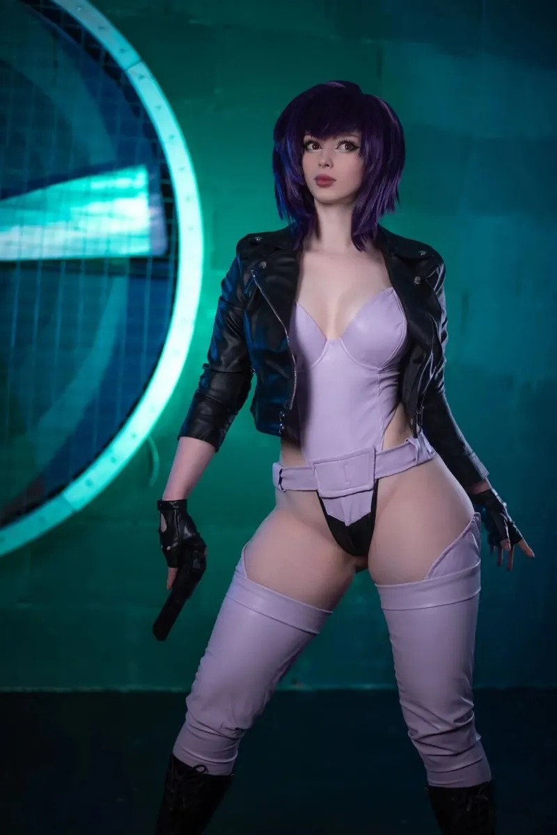 Thumbnail Inspiring Motoko Kusanagi by Melamori | cosplaygirls