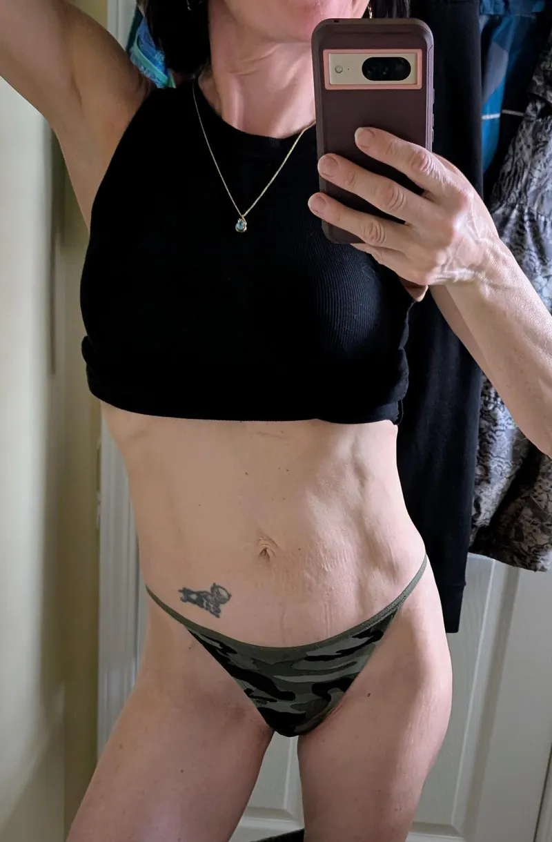 Thumbnail Disastrous_Being_496: Living the Croptop Lifestyle