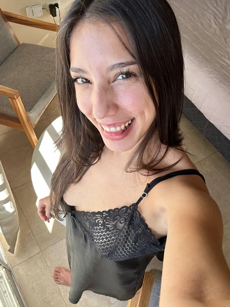 Thumbnail Lost in the View: LiaWithDimples' Downblouse Sensation Unveiled