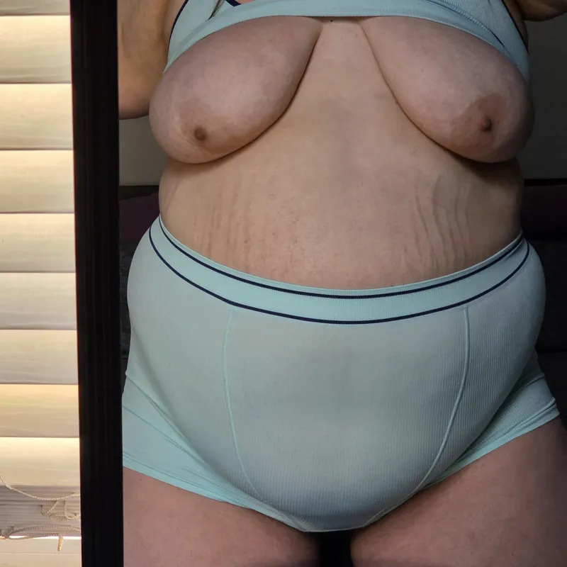 Thumbnail BadBitchBunBun's Body Positivity Showcase in SSBBW World