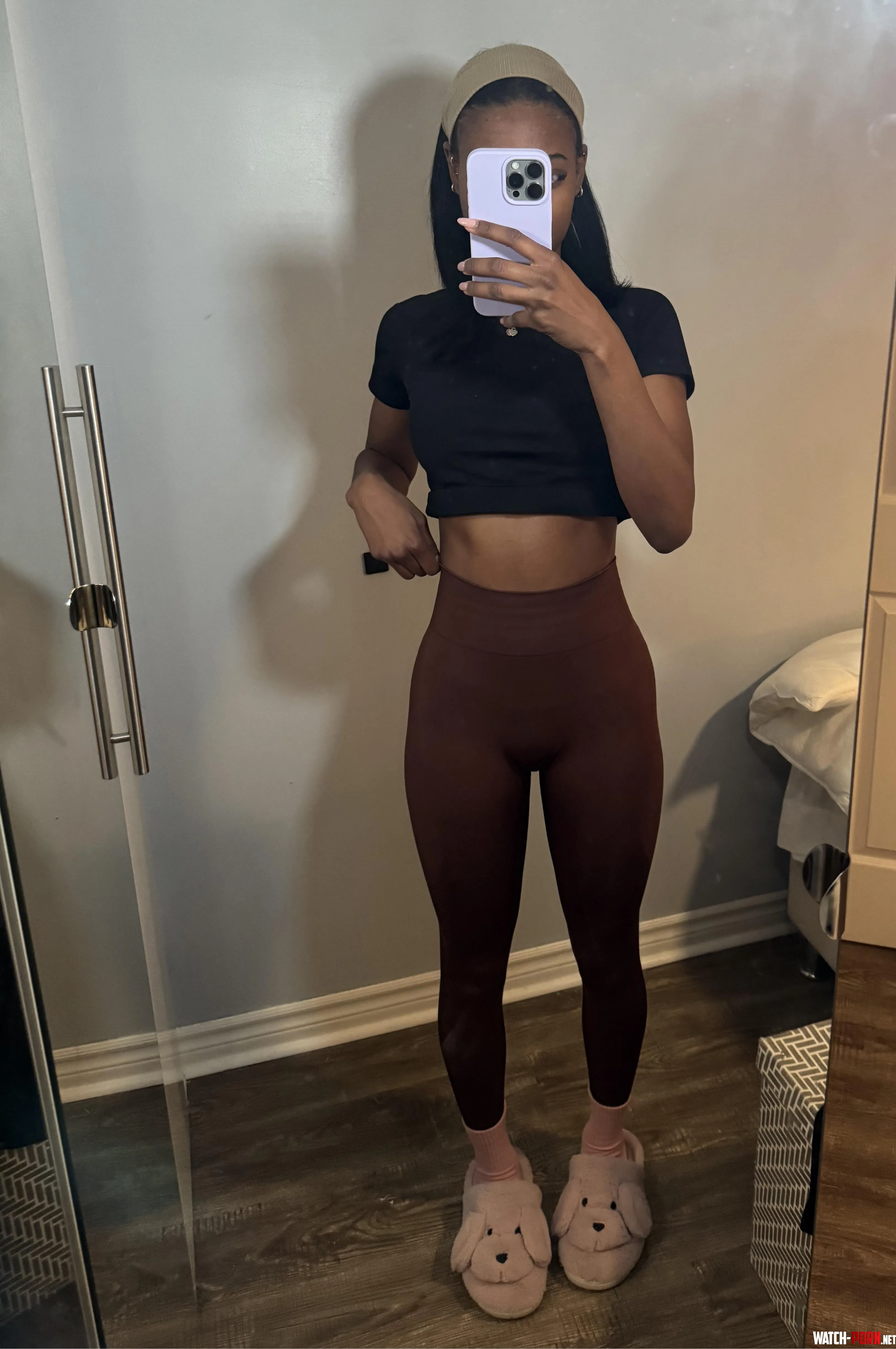 Love wearing crop tops to the gym by Medium-Recognition53