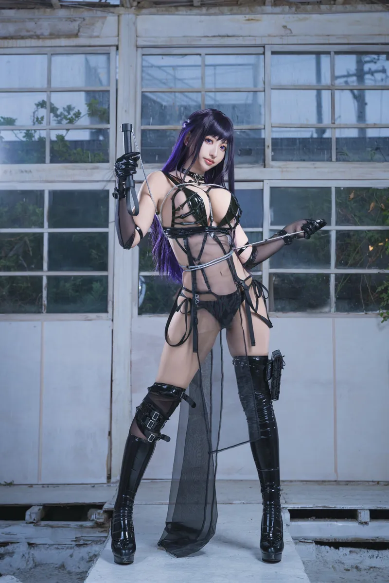 Thumbnail Kitchen-Top-8110 Captures Mihara's Bonding Chain Cosplay