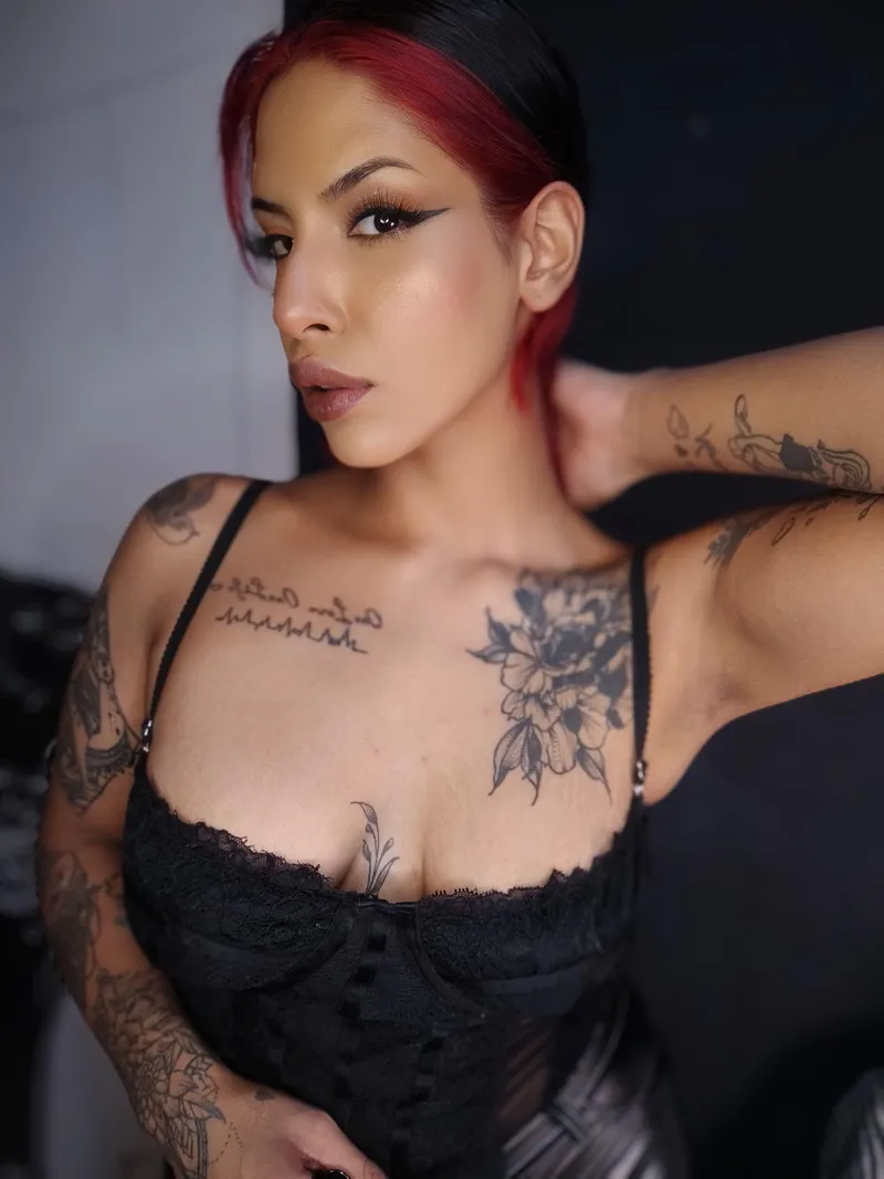 Thumbnail Missraveen's Armpit Allure: Your Ultimate Downfall Awaits