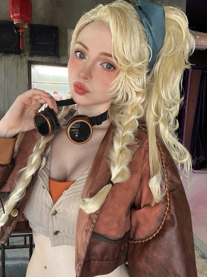 Thumbnail Gemma from Monster Hunter Wilds - Peachmilky's Creative cosplaygirls Self